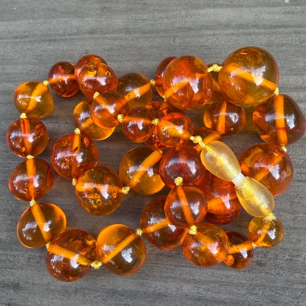 Precious high luster Baltic Amber Beaded Necklace